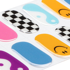 MOMSON close-up strip sheet texture showing gel thickness benefit