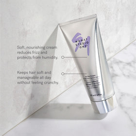 MONAT on curly hair defining curls with soft hold and natural shine