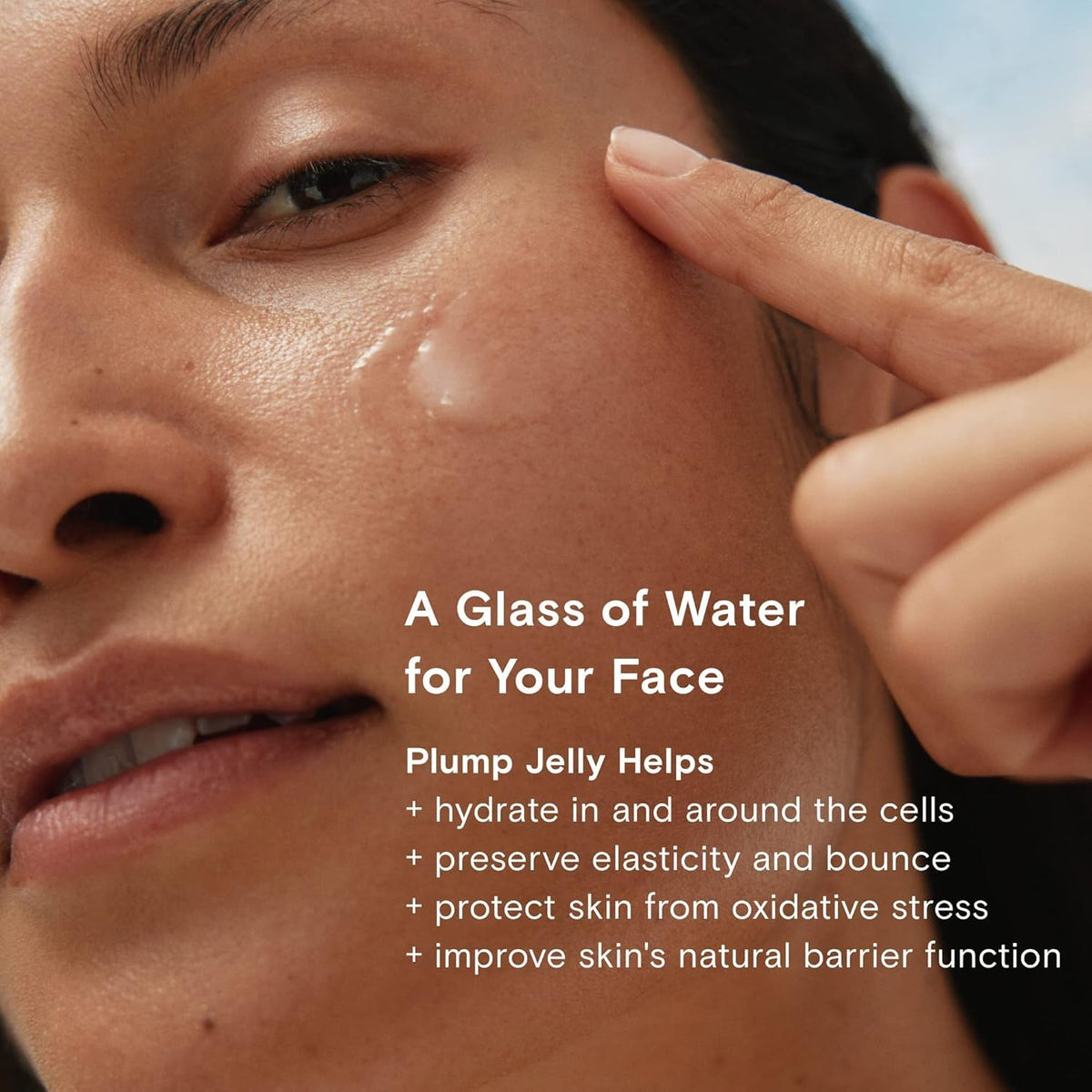 Moon Juice gel texture close-up highlighting lightweight hyaluronic benefit