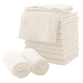 MOONQUEEN front packaging showing 12-pack cream cloths and benefits