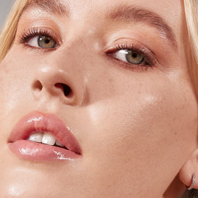 MORPHE Lightform foundation texture close-up highlighting smooth, dewy formula for easy blending