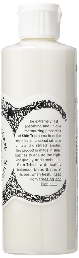Mountain Ocean lotion texture close-up highlighting fast-absorbing hydration