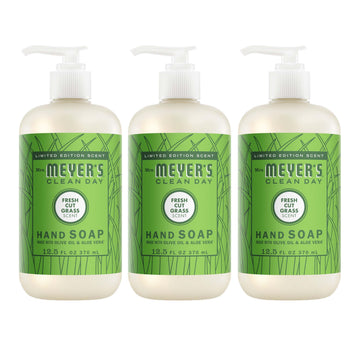 Mrs. MEYER'S front packaging shows Fresh Cut Grass scent for refreshing hand cleansing