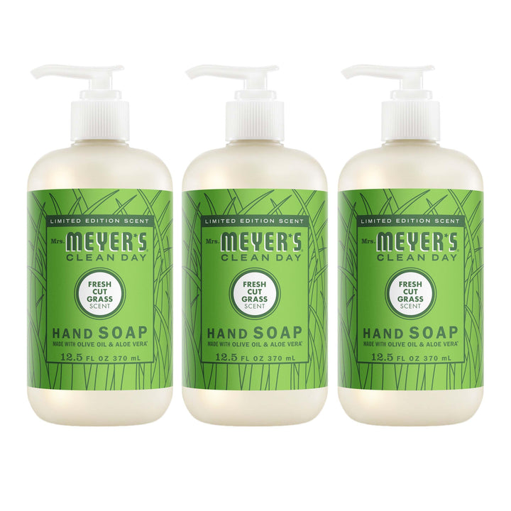 Mrs. MEYER'S front packaging shows Fresh Cut Grass scent for refreshing hand cleansing