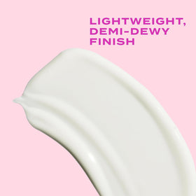 Murad pump and cap detail for precise, mess-free use