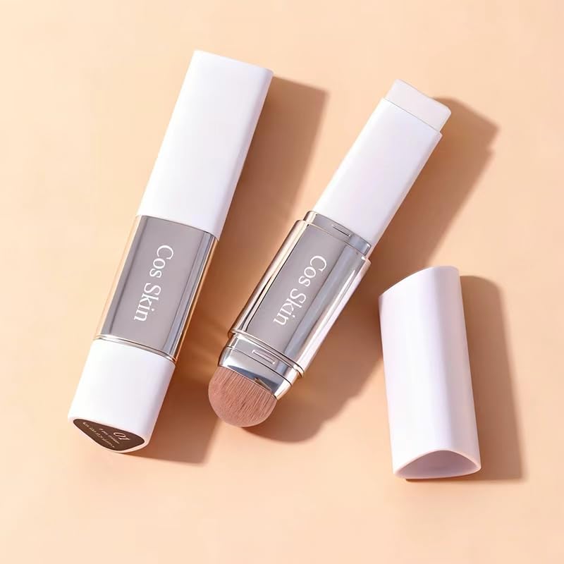 Musizlee travel lifestyle in handbag showing convenience for quick refreshes during day