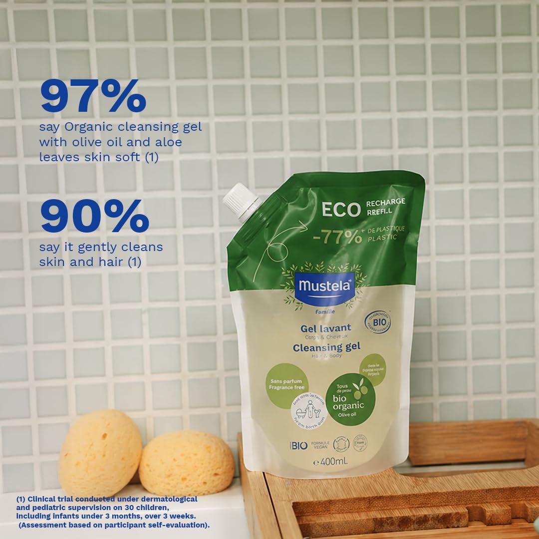 Mustela organic olive and aloe ingredients highlighting hydrating benefits