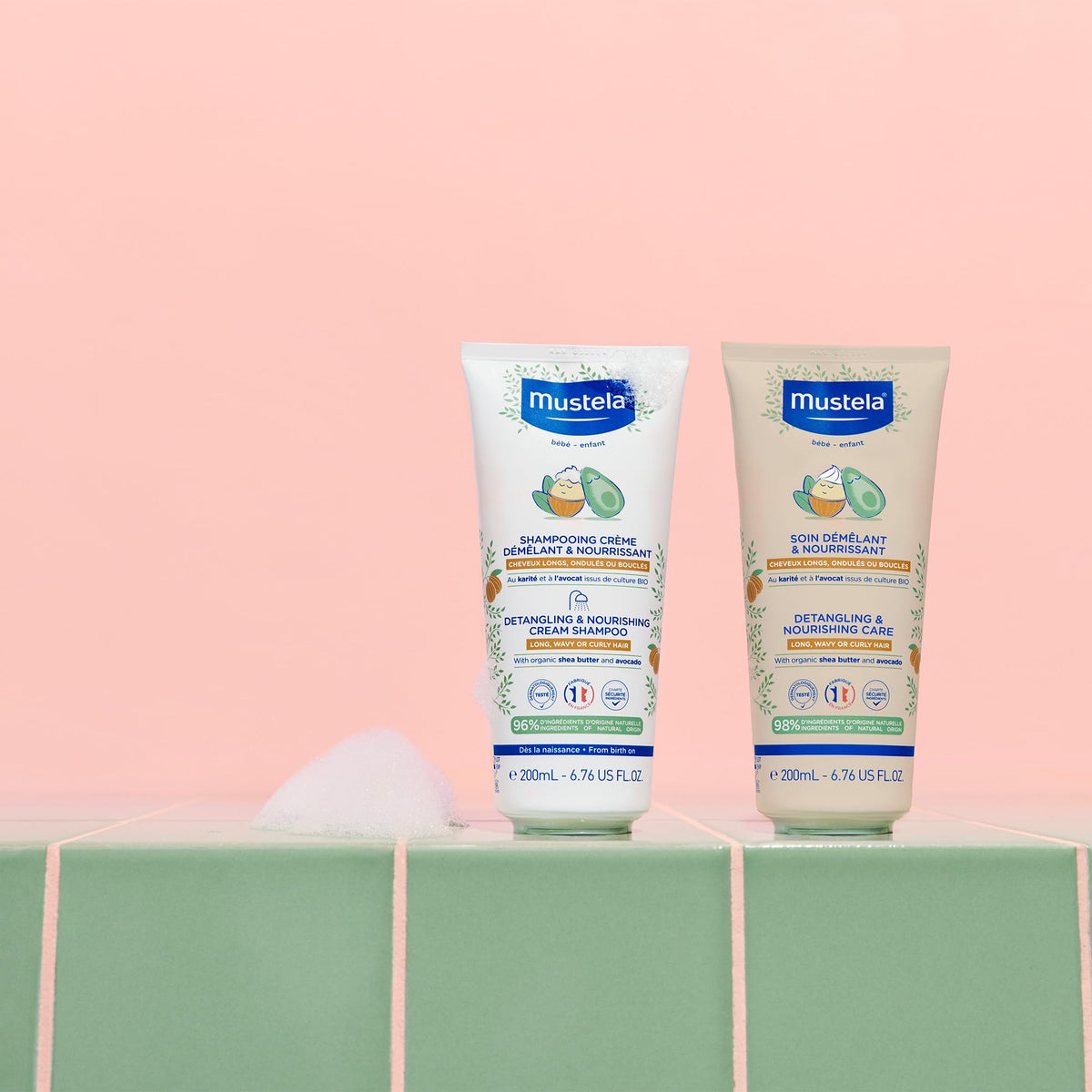 Mustela badge showing no silicones and 98% natural-origin ingredients