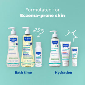 Parent bathing toddler with Mustela in a home setting illustrating soothing routine