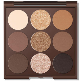 MYSTER ROSEY front compact view showing palette packaging and benefit portability