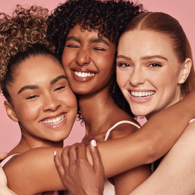 MYSTER ROSEY palette inside makeup bag for everyday convenience