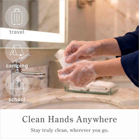 なごみ工房 dissolving fragments in hand shows clean rinse benefit no-mess disposal