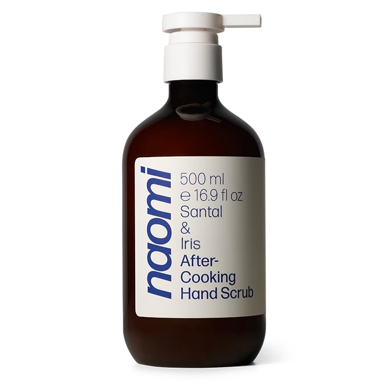 Naomi front packaging showing bottle and label for quick identification and use