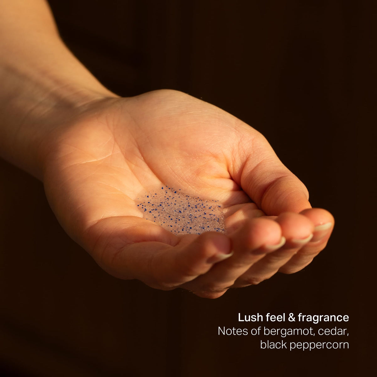 Naomi product label with bergamot and pepper notes for refined freshness