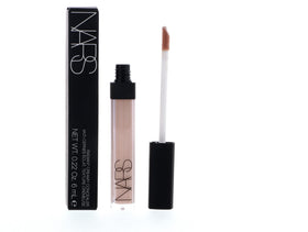 NARS concealer open wand applicator demonstrating easy, precise application