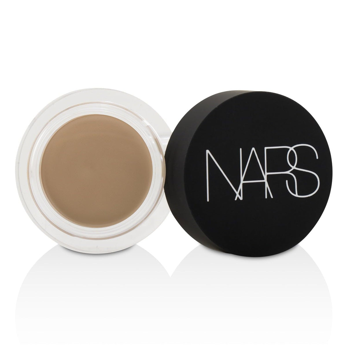 NARS concealer cream texture close-up highlighting smooth coverage