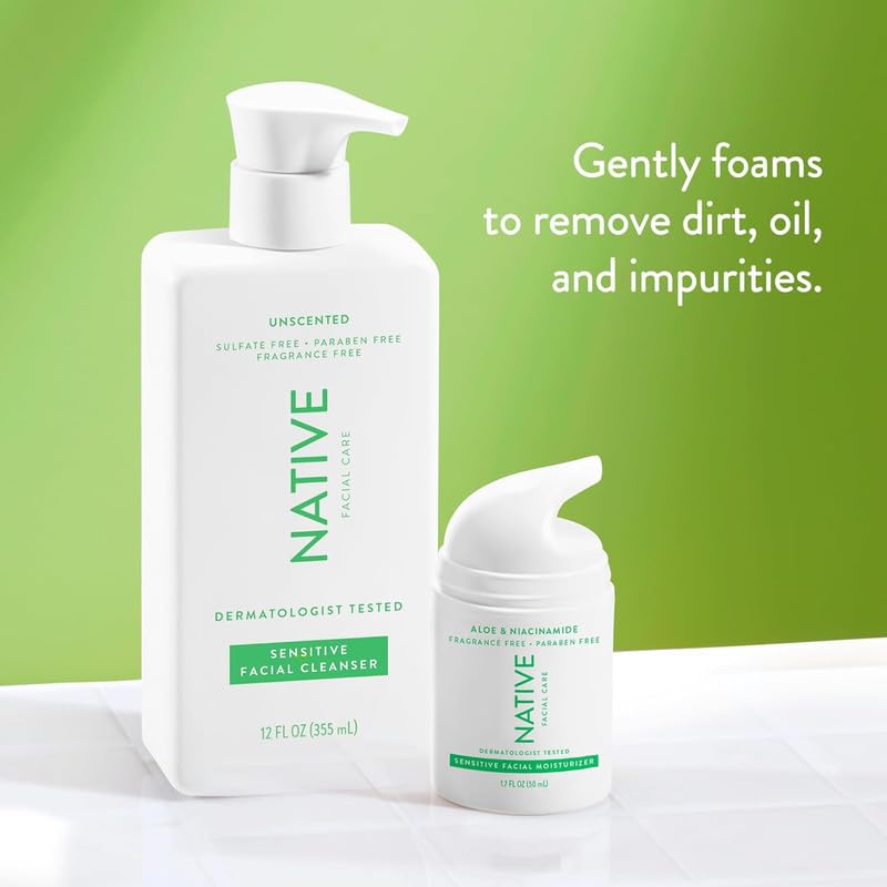 Native gel texture on hand demonstrating gentle, non-greasy lather for soft skin