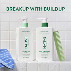 Native close-up pump and label details for easy dispensing and clarity