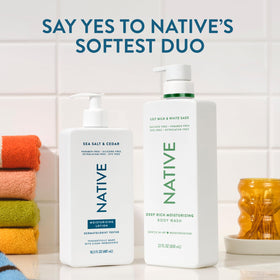 Native label close-up indicating clean formula and recyclable packaging