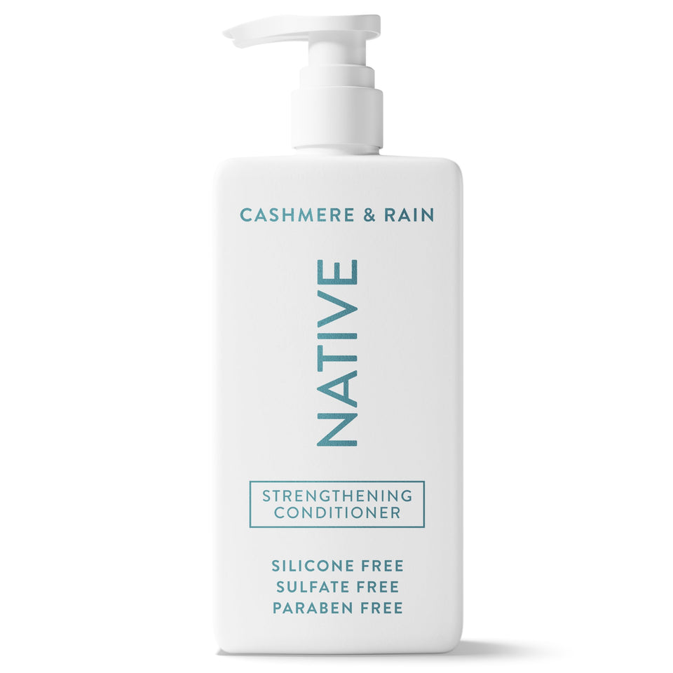 Native strengthening conditioner front packaging showing size and scent benefit