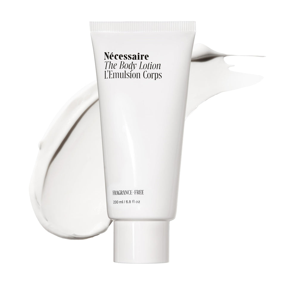 Nécessaire front packaging showing bottle and clear labeling for easy identification