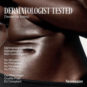 Nécessaire product in bathroom setting illustrating post-shower use benefit