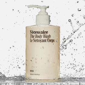 Nécessaire pump close-up highlighting easy dispensing and control