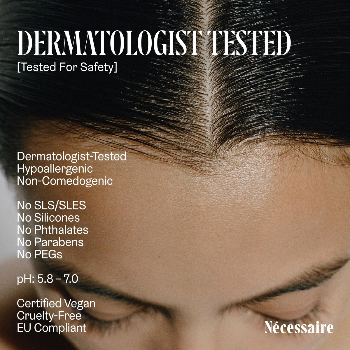 Nécessaire shampoo lather in shower illustrating effective deep-clean performance