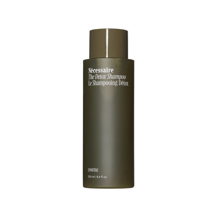 Nécessaire front bottle showing clean packaging and volume benefits