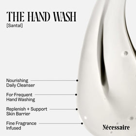 Nécessaire foam texture detail illustrating gentle lather and soft cleansing