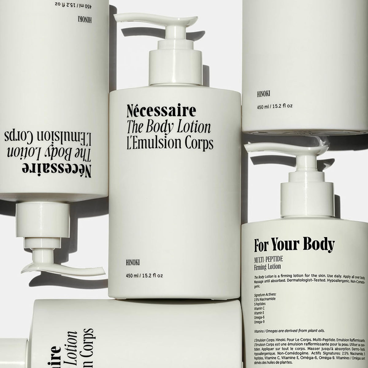 Nécessaire pump dispenser detail for easy, controlled application