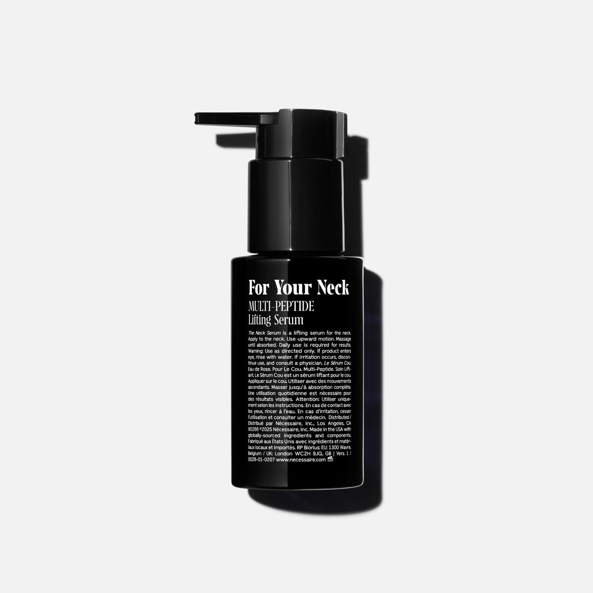 Nécessaire dropper with serum texture highlighting fast absorption