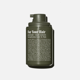 Nécessaire pump detail highlighting easy dispensing and minimal waste benefit