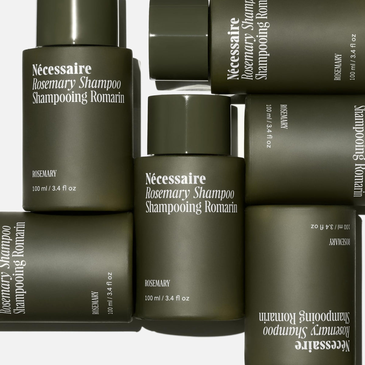 Nécessaire gel texture close-up showing lightweight lather that cleans without stripping