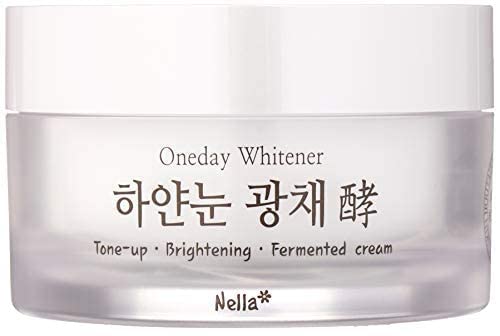 nella cream texture closeup demonstrating smooth hydrating finish
