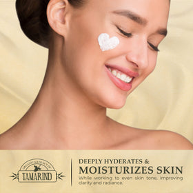 Neoclear used underarm in lifestyle scene illustrating gentle brightening care