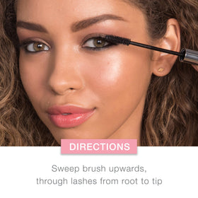 Neutrogena before and after lashes showing fuller volume and clump-free separation