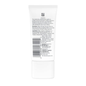 Neutrogena close-up of moisturized skin showing dewy effect