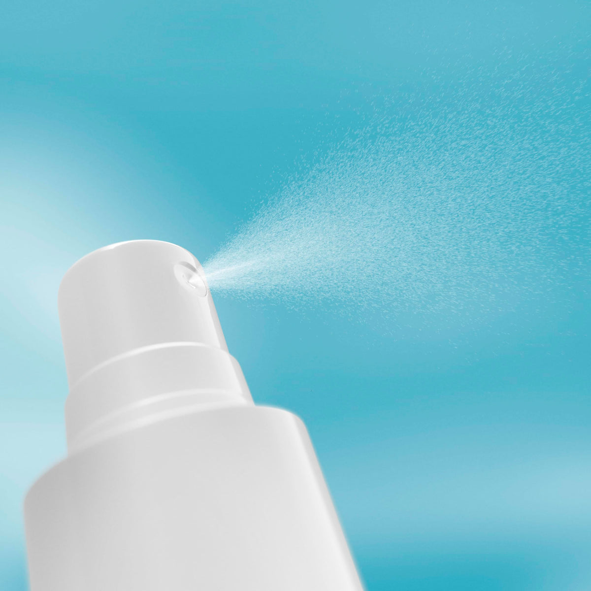 neutrogena model with dewy finish post-mist, natural glow benefit