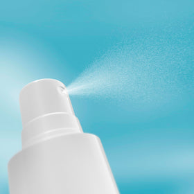 neutrogena model with dewy finish post-mist, natural glow benefit