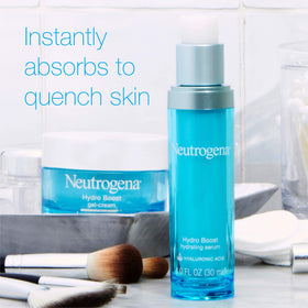 Neutrogena gel texture close-up on fingertip, shows lightweight absorption
