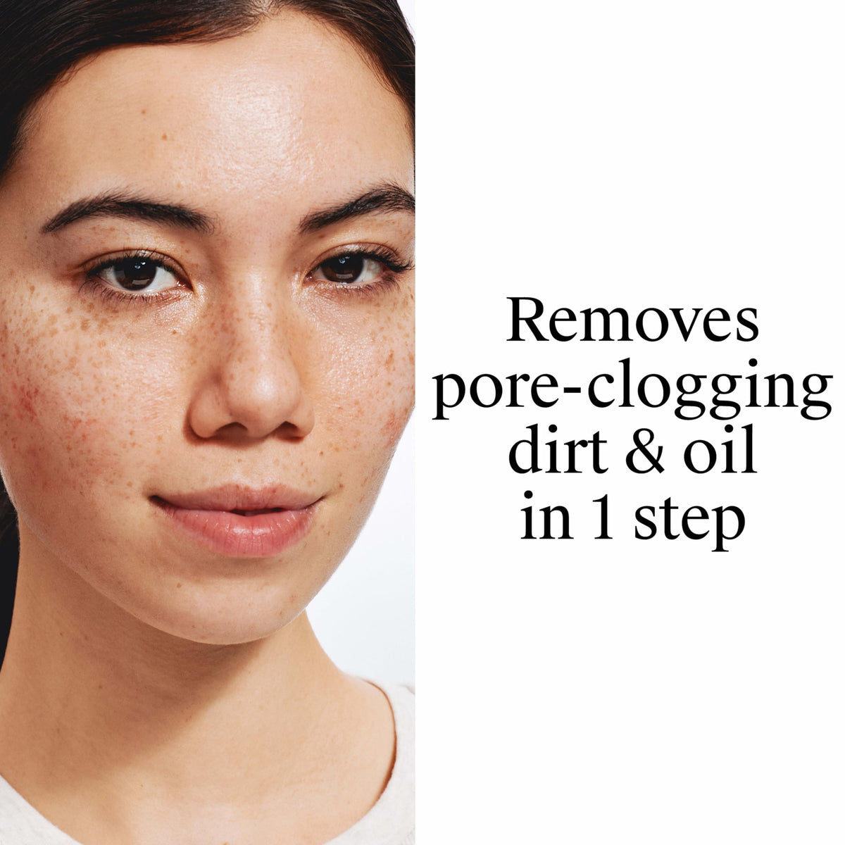 Neutrogena open pouch with one wipe pulled out for easy single-step cleansing