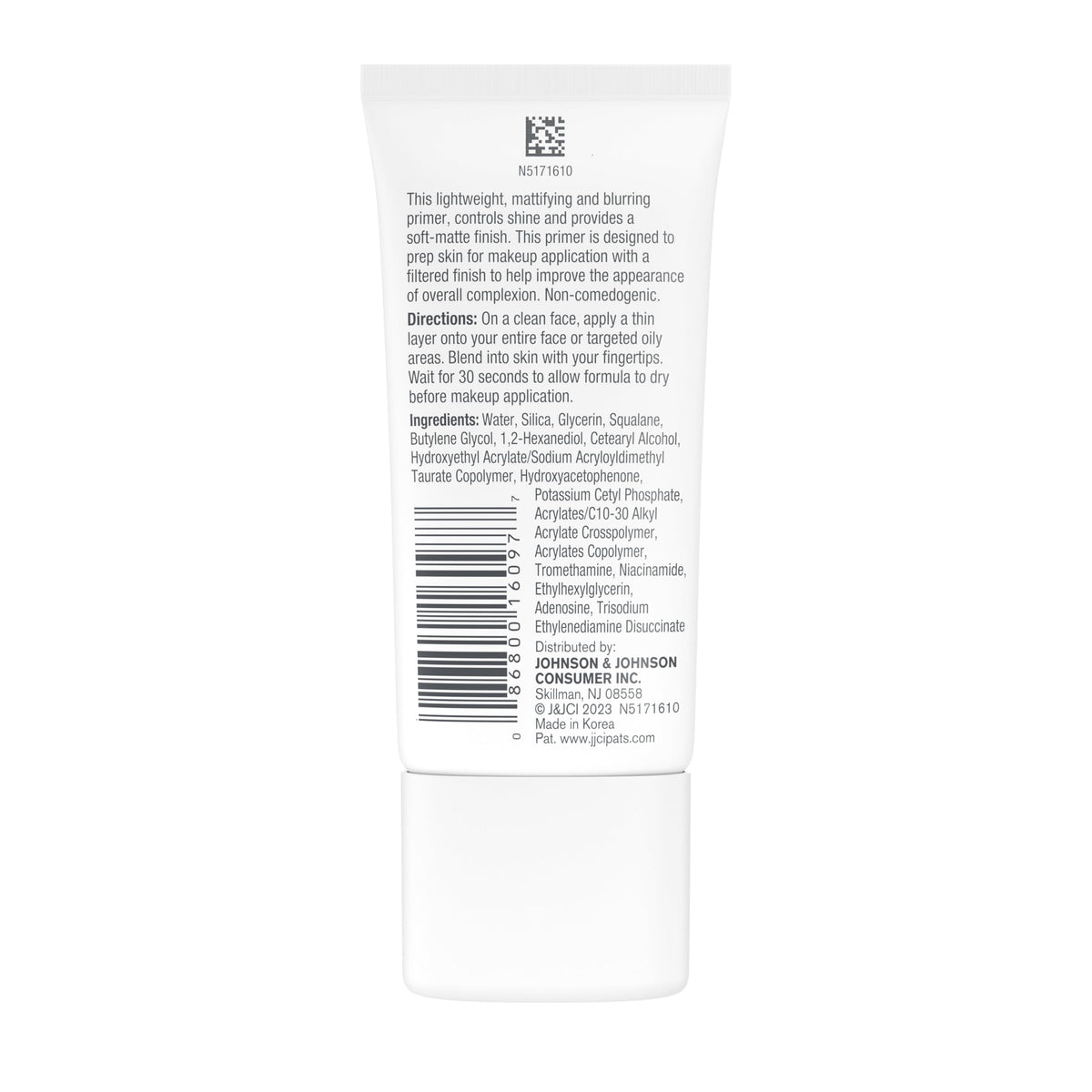 Neutrogena ingredient label highlighting niacinamide and gentle formula benefits