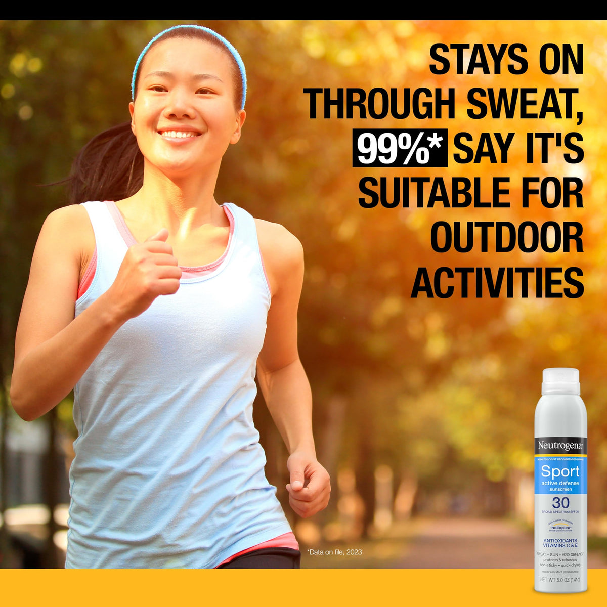 Neutrogena close-up of lightweight texture drying without stickiness