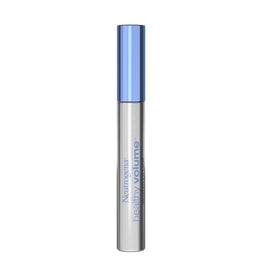 Neutrogena wand close-up showing bristles for visible volume and lift