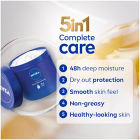 NIVEA close-up swirl of rich cream for deep nourishment benefit