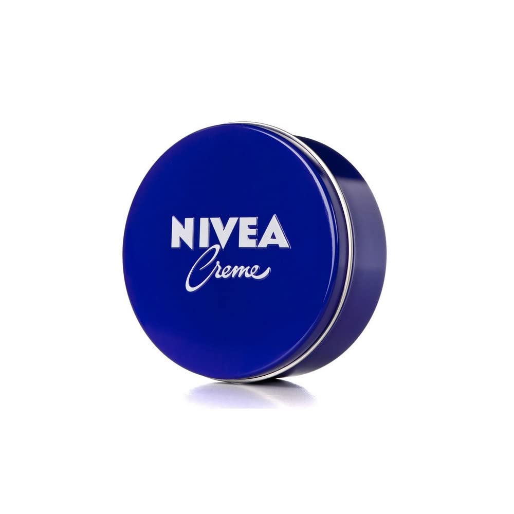 NIVEA cream texture close-up demonstrating thick, nourishing spread for soft skin
