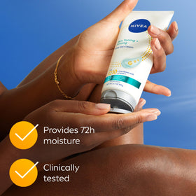 NIVEA ingredient icons for Q10, Hyaluronic Acid and Vitamin C benefits