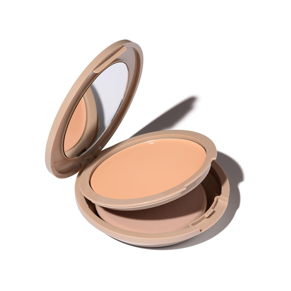 No Makeup Makeup front packaging showing kit and brush for quick application benefit