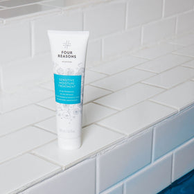No nothing ingredient label close-up highlighting allergy-friendly formulation